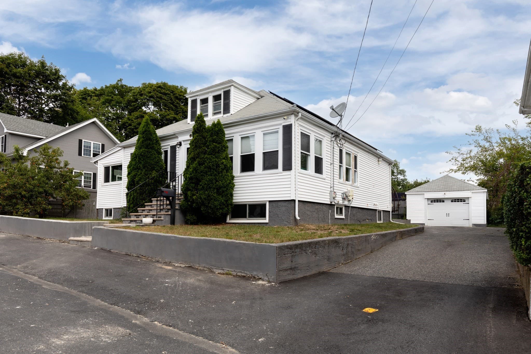 Single Family Residence at 34 Farrington Ave, Dedham MA 02026, photo 3 of 33