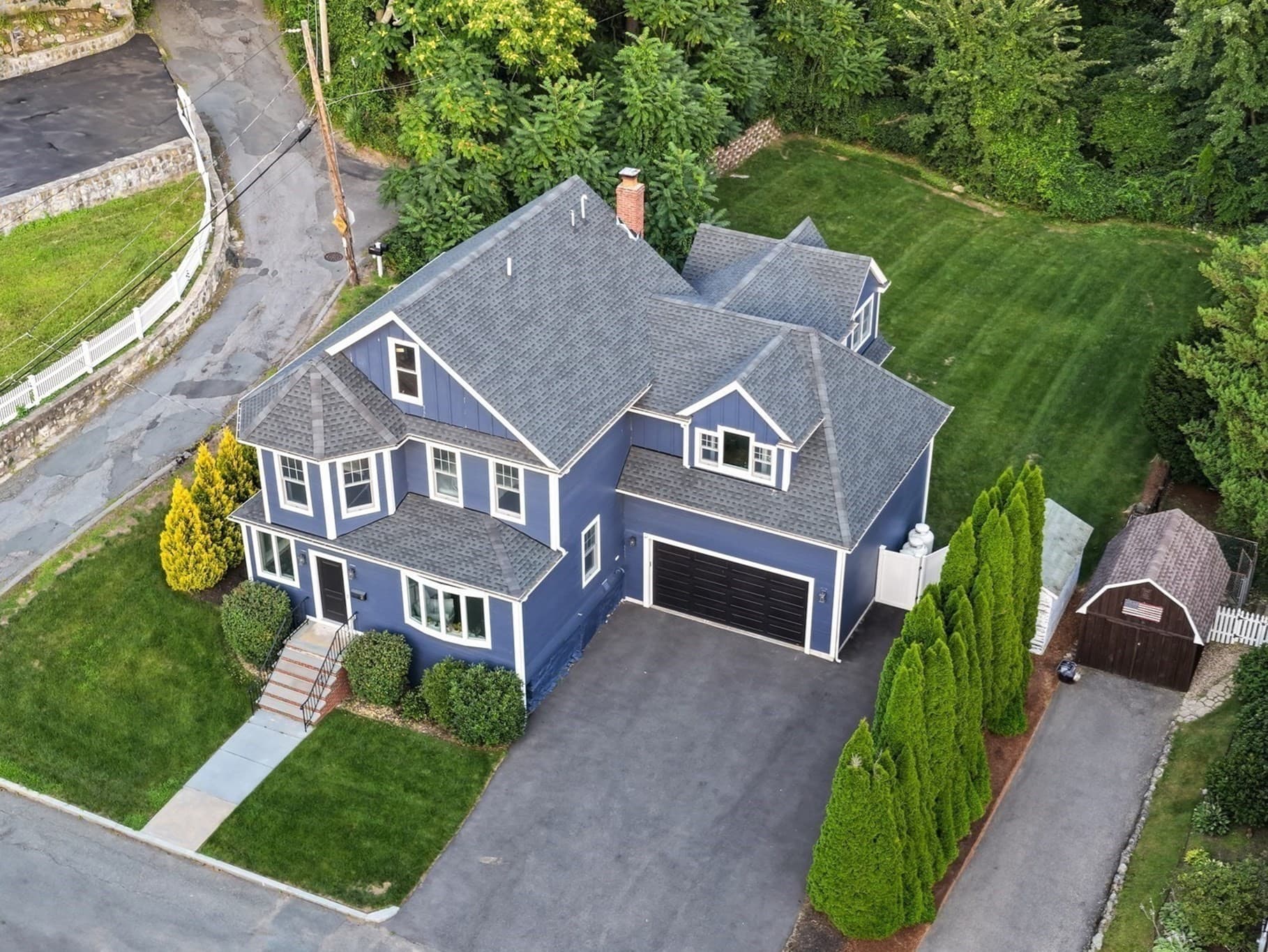 2 Hemenway Ave, Melrose MA 02176