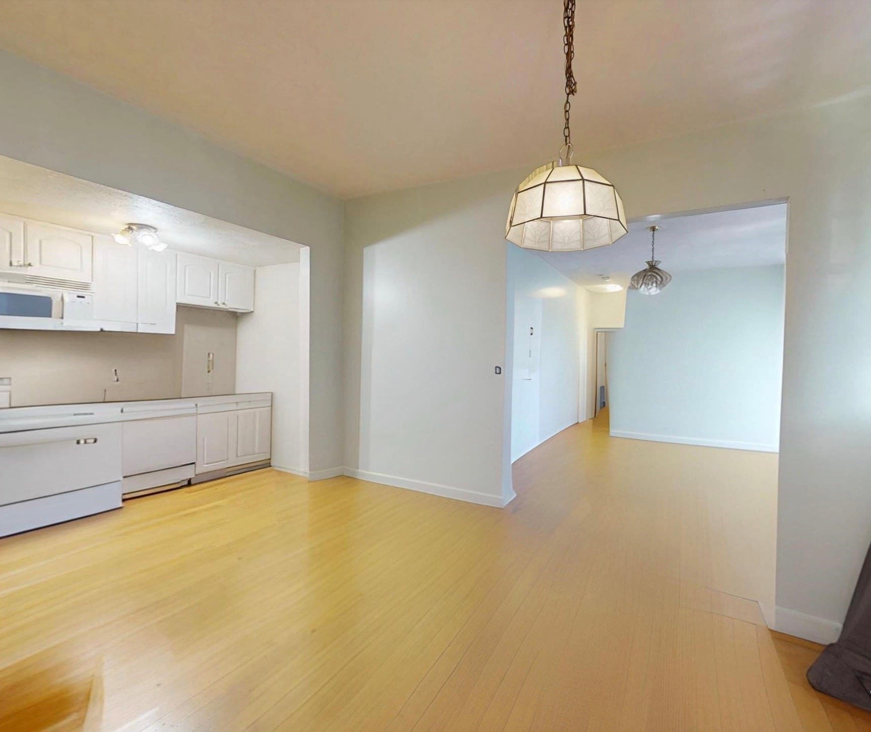 Condominium at 122 Chestnut Street # 2, Chelsea MA 02150, Chelsea, photo 5 of 17