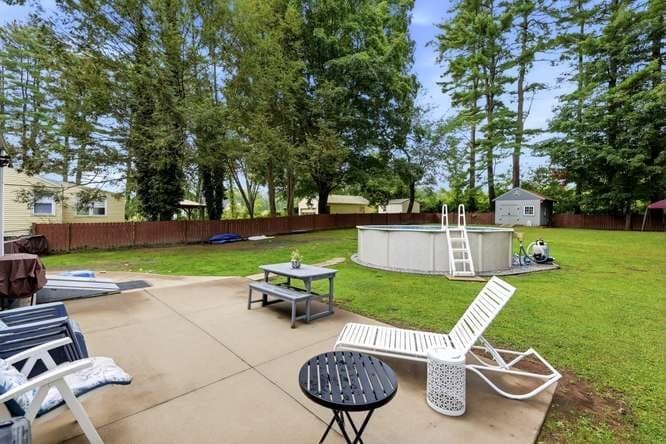 Single Family Residence at 386 Parker St, East Longmeadow MA 01028, East Longmeadow, photo 11 of 36