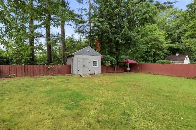 Single Family Residence at 386 Parker St, East Longmeadow MA 01028, East Longmeadow, photo 8 of 36