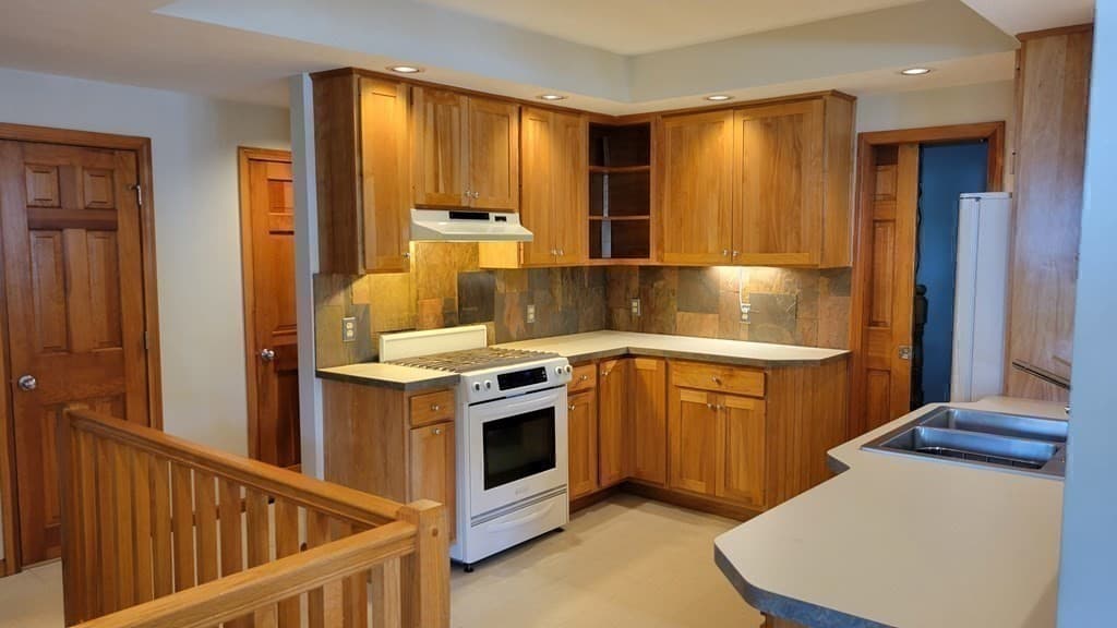 2 Family - 2 Units Up/Down at 8 Damon, Wayland MA 01778, photo 19 of 41
