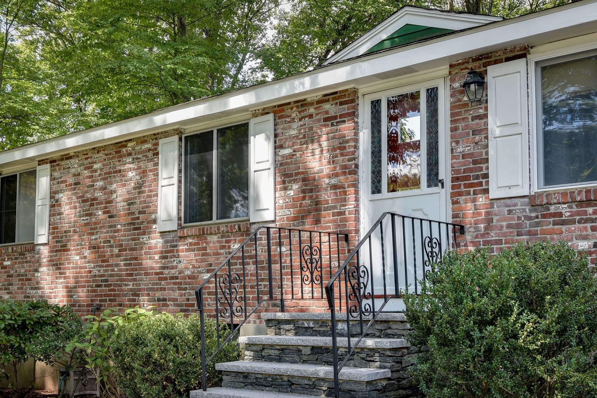 Single Family Residence at 12 Claudette Circle, Framingham MA 01701, Framingham, photo 2 of 25