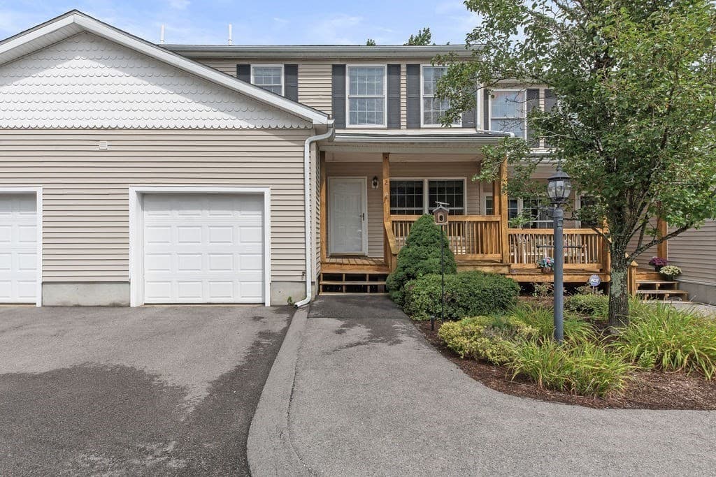 183 Leonard St # 2, Raynham MA 02767