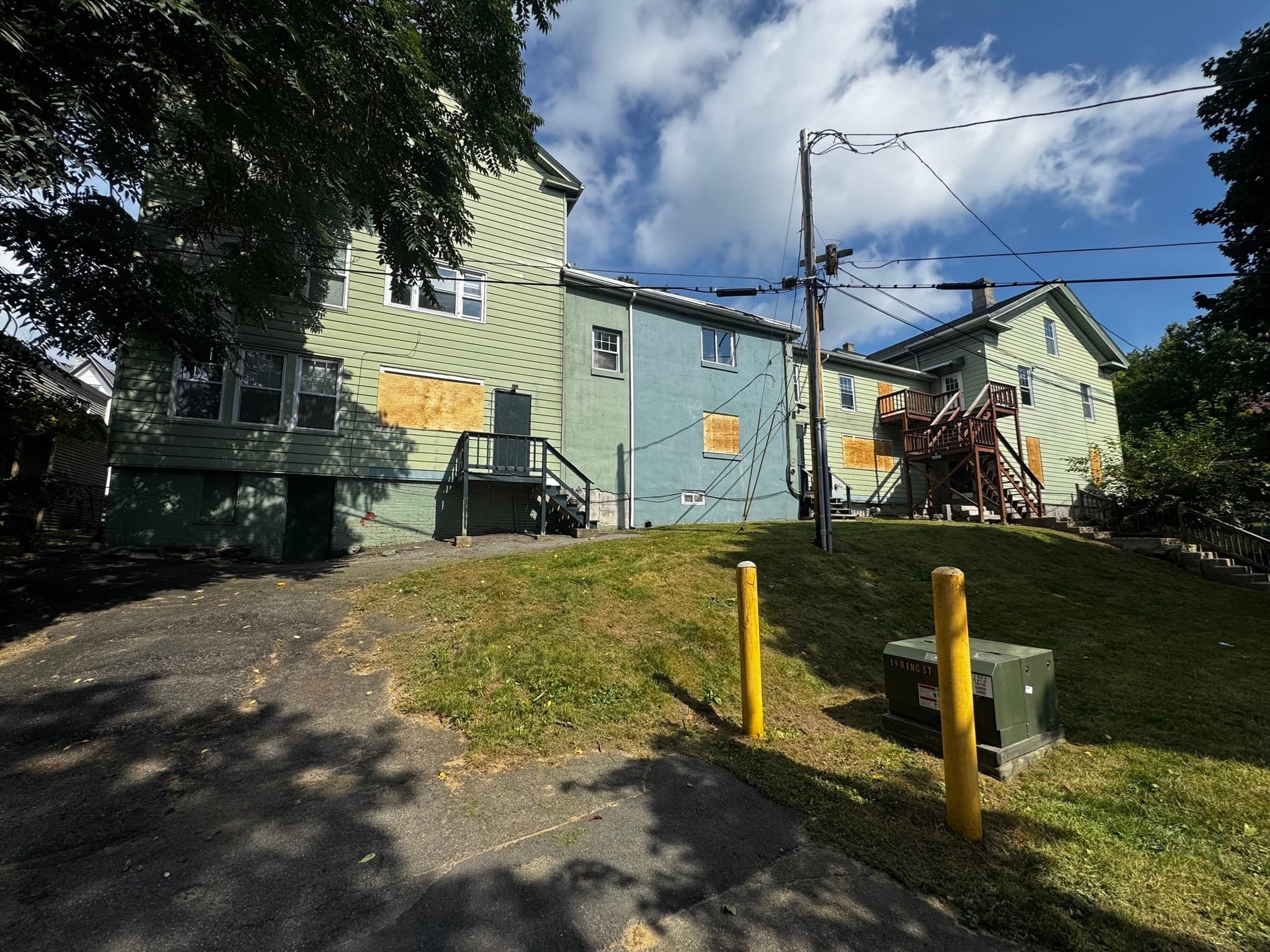 4 Family - Rooming House at 17-19 King Street, Worcester MA 01610, Worcester, photo 12 of 14