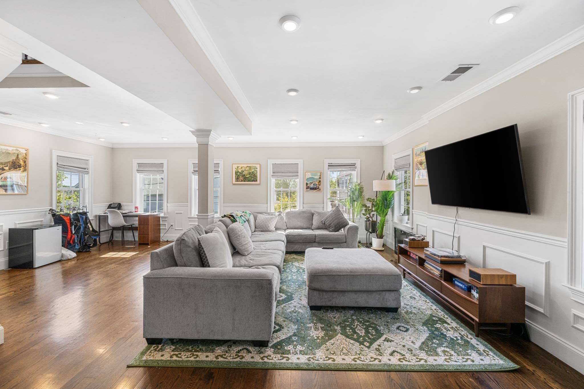 Condominium at 36-38 Fenwick St # 38, Somerville MA 02145, Somerville, photo 2 of 27