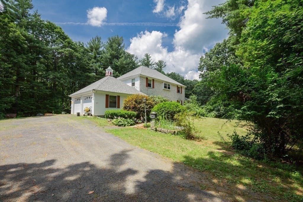 Single Family Residence at 217 Grove St, Paxton MA 01612, Paxton, photo 7 of 42