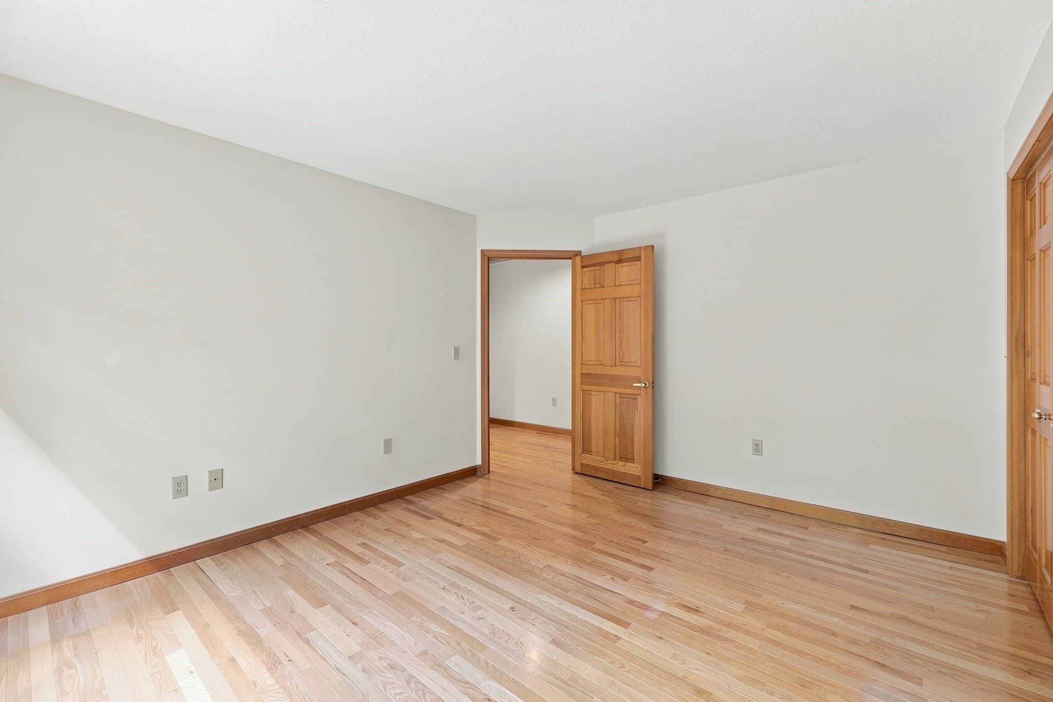 Single Family Residence at 16 Birch Ln, Northampton MA 01062, Northampton, photo 32 of 42