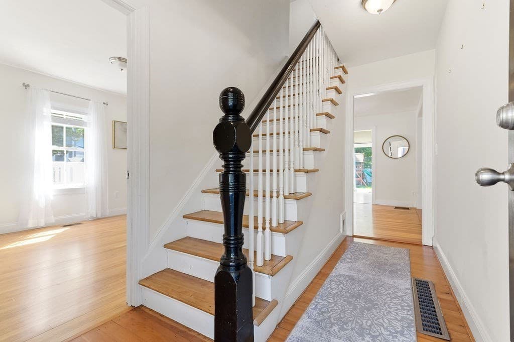 Single Family Residence at 92 Lake Ave, Walpole MA 02081, Walpole, photo 17 of 42