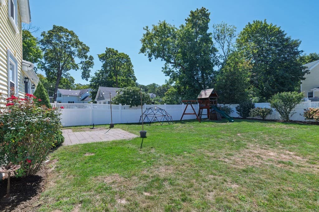 Single Family Residence at 92 Lake Ave, Walpole MA 02081, Walpole, photo 29 of 42