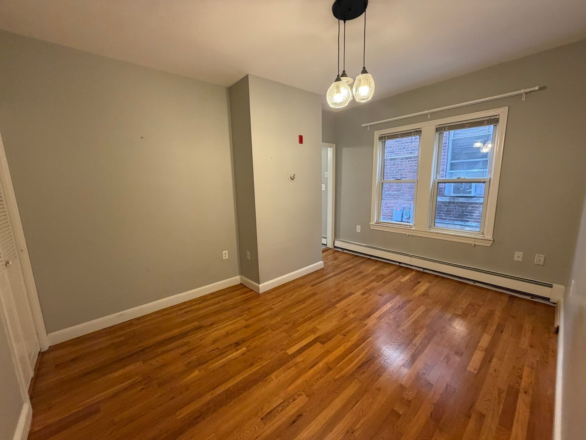 Condominium at 5 Marcella # 1, Cambridge MA 02141, Cambridge, photo 6 of 9