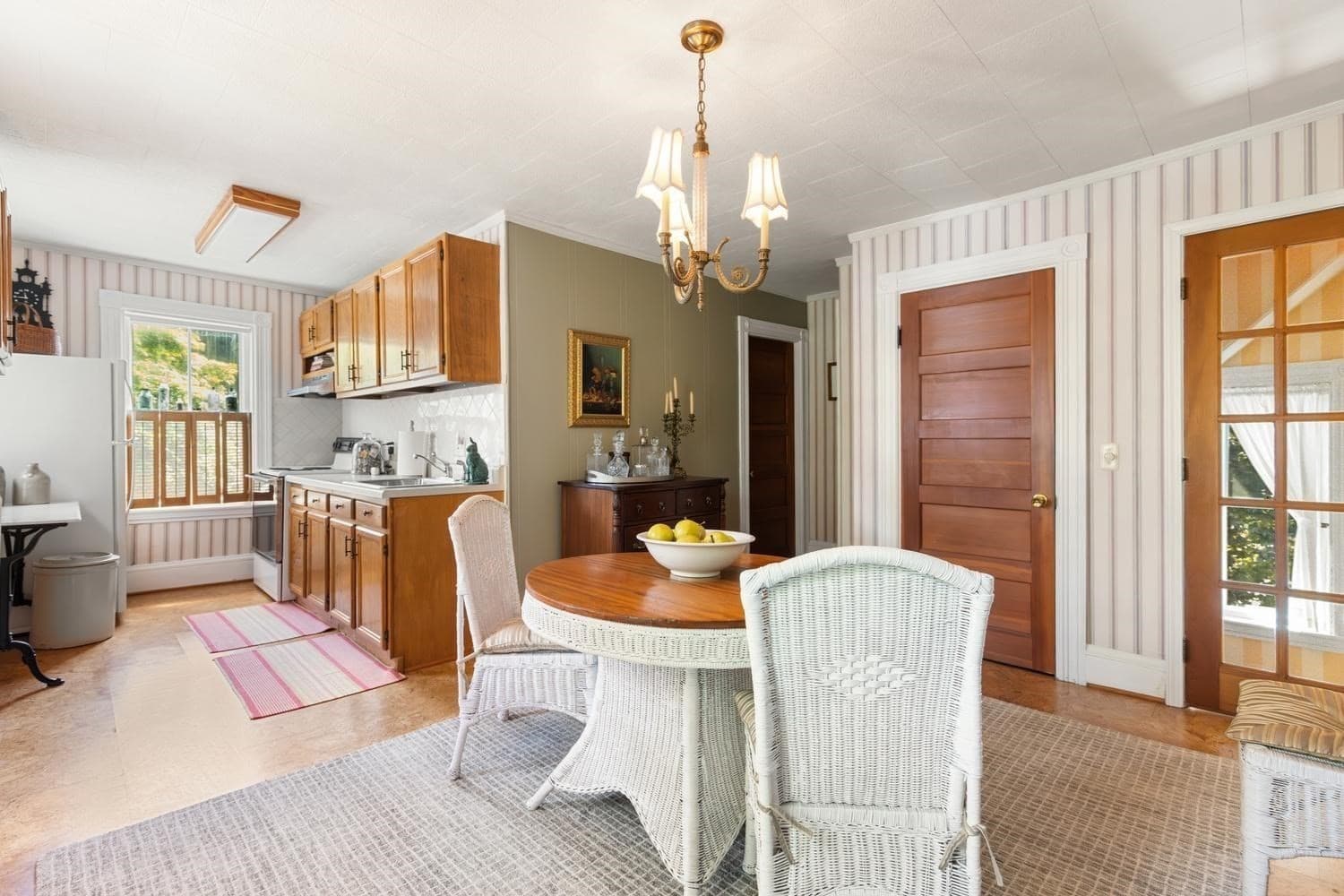 Multi Family at 8 Leonard Cir, Medford MA 02155, Medford, photo 32 of 42