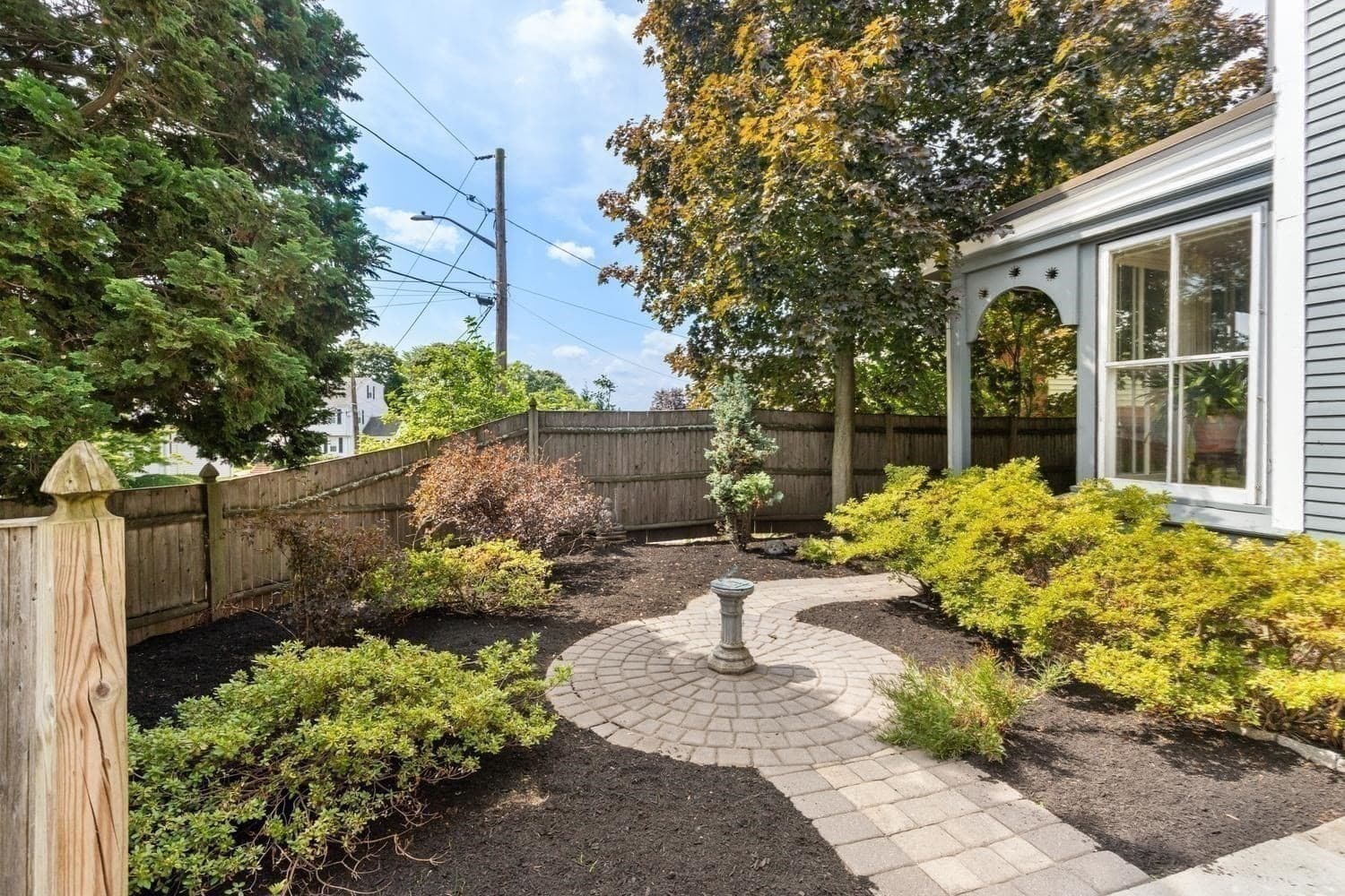 Single Family Residence at 8 Leonard Cir, Medford MA 02155, Medford, photo 3 of 42