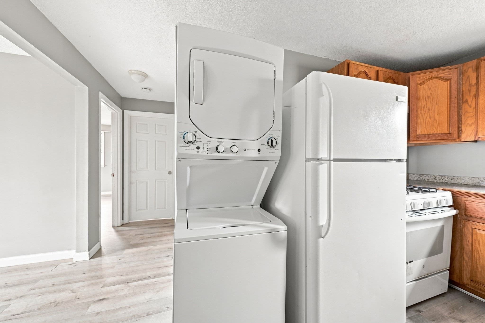 Condominium at 243 Robeson St # 3, Fall River MA 02720, Fall River, photo 15 of 20