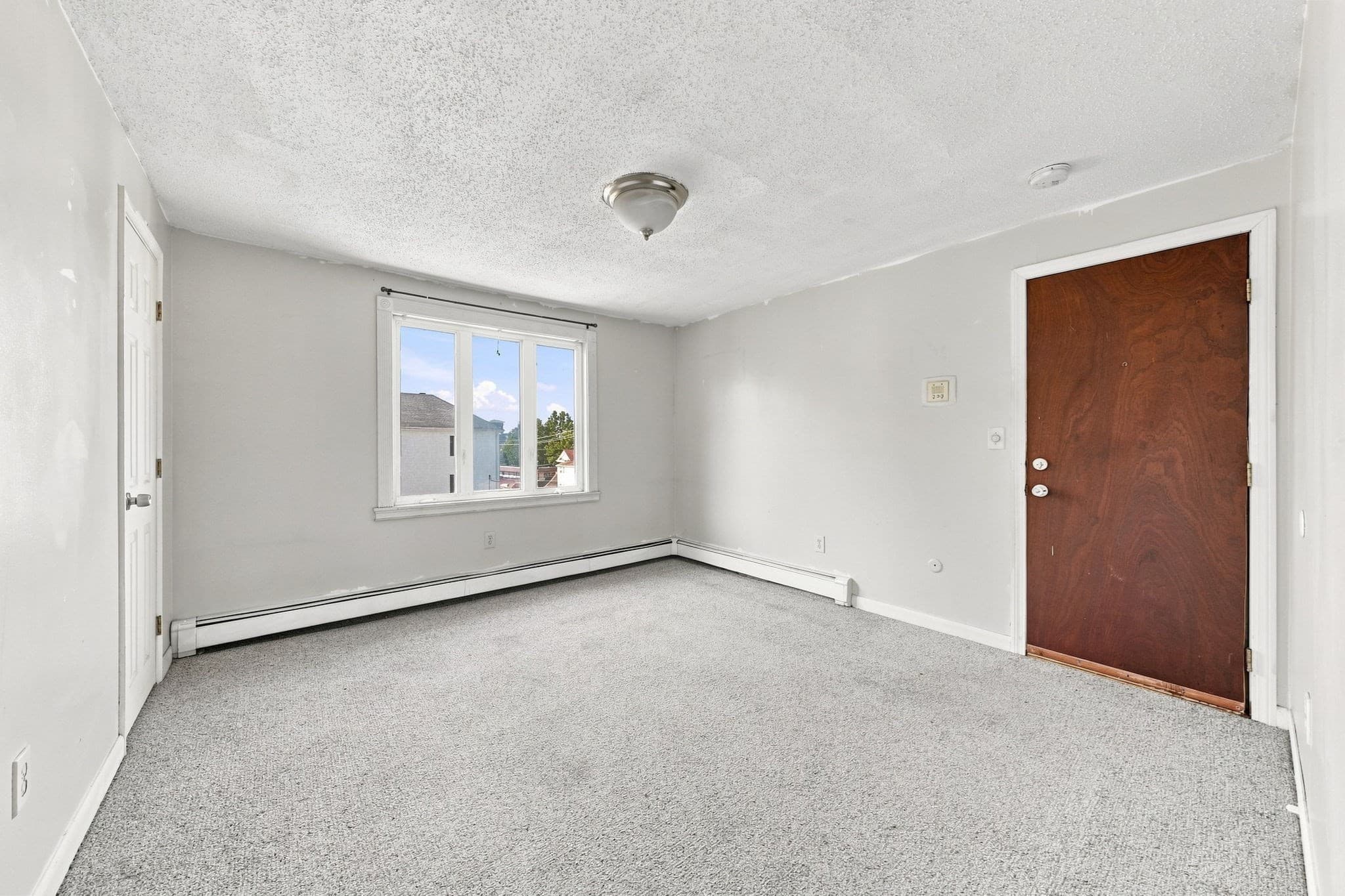 Condominium at 243 Robeson St # 6, Fall River MA 02720, Fall River, photo 5 of 19