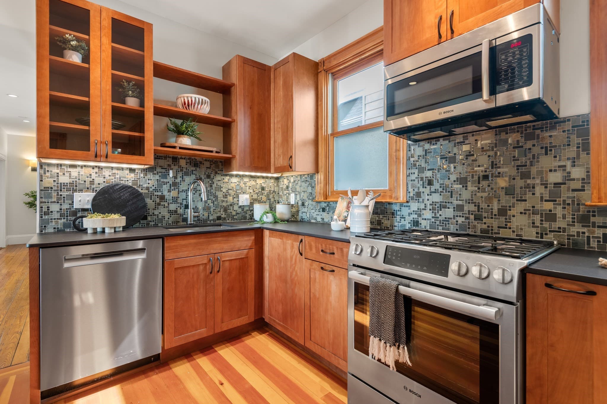 Condominium at 9 Varney St # 2, Boston MA 02130, photo 5 of 21