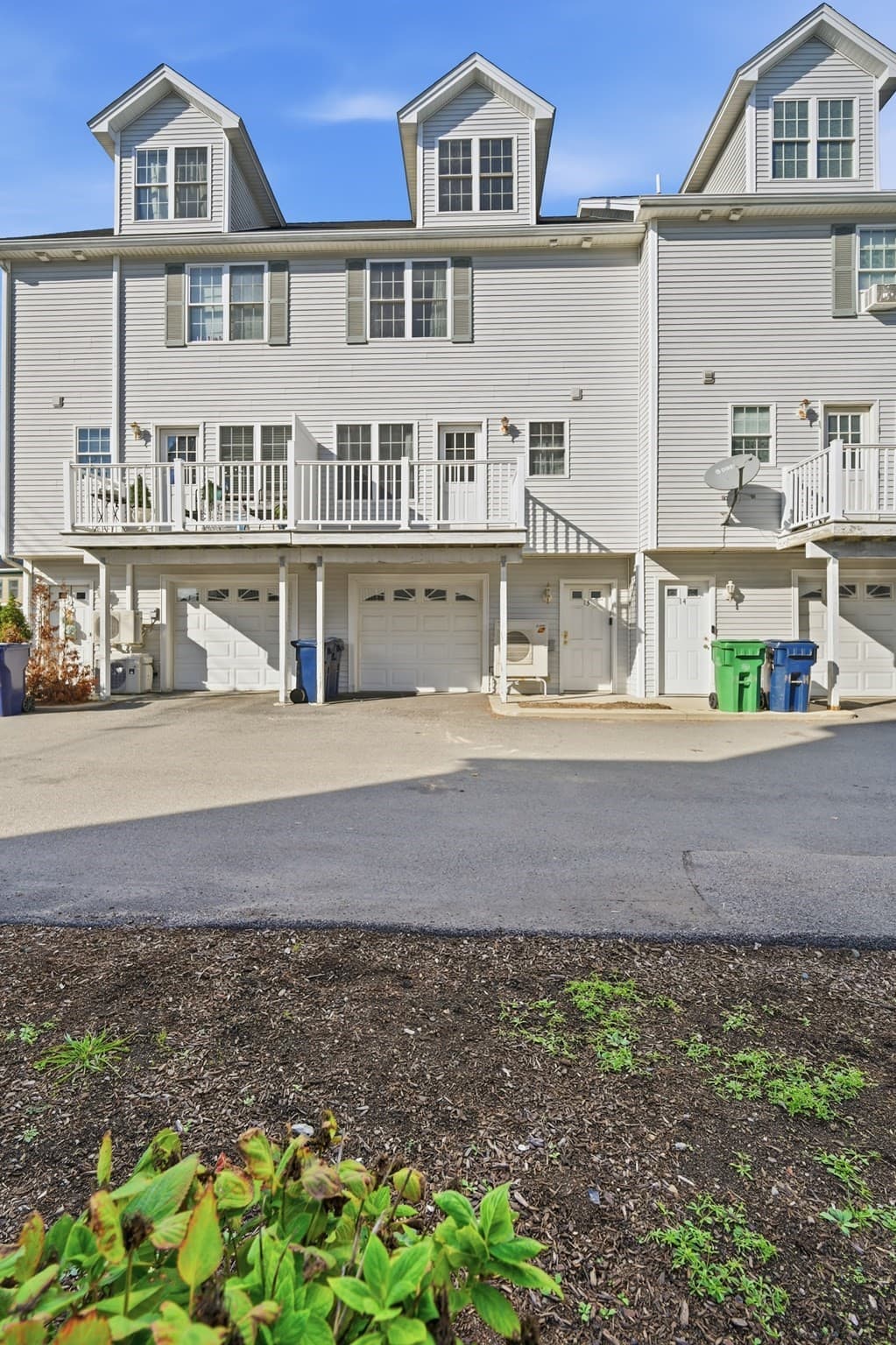61 Pine St # 13, Attleboro MA 02703