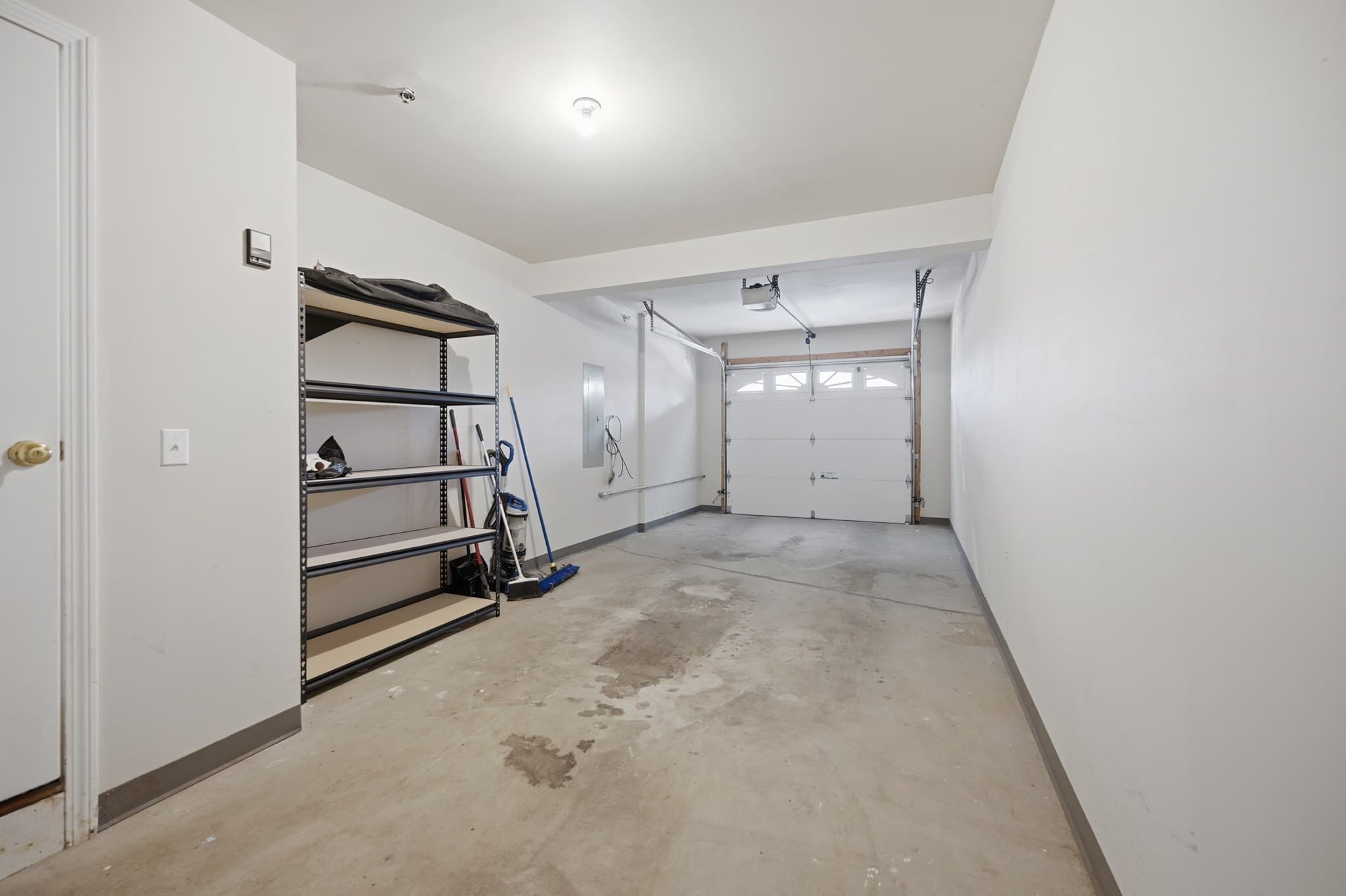 Condominium at 61 Pine St # 13, Attleboro MA 02703, Attleboro, photo 4 of 26