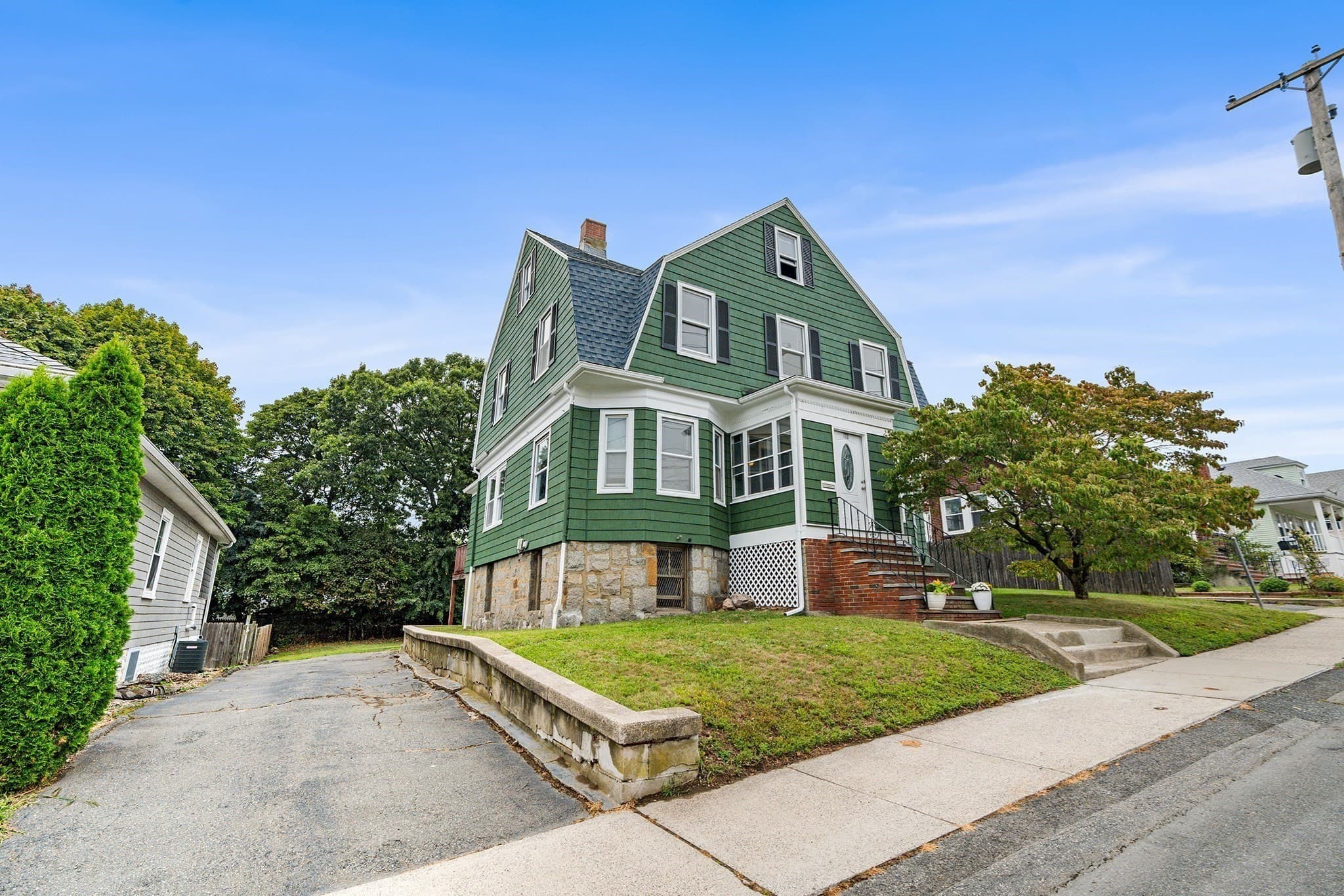 Single Family Residence at 172 Harris St, Revere MA 02151, Revere, photo 2 of 39