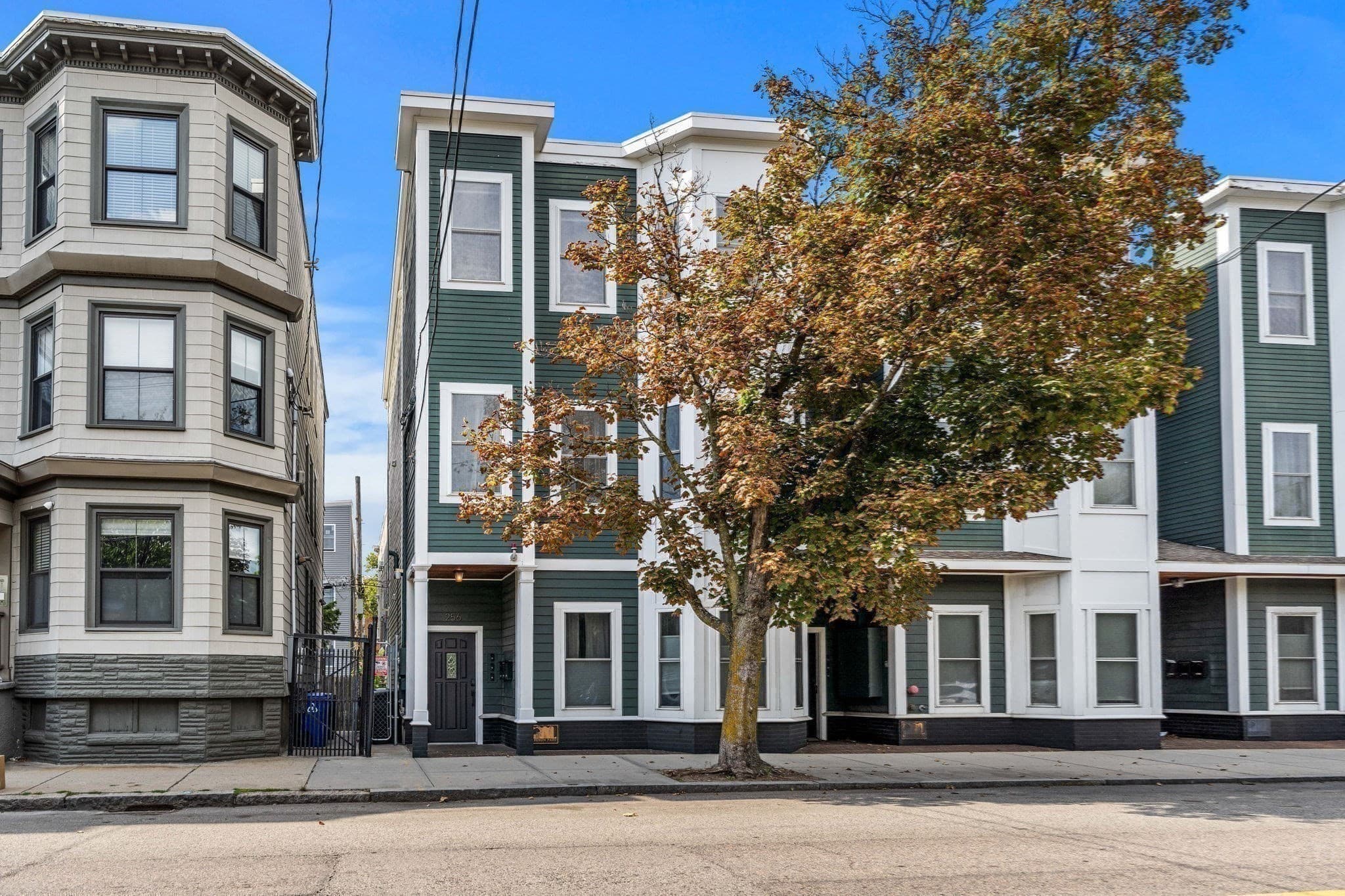 Condominium at 256 Bremen St, Boston MA 02128, Boston, photo 16 of 18