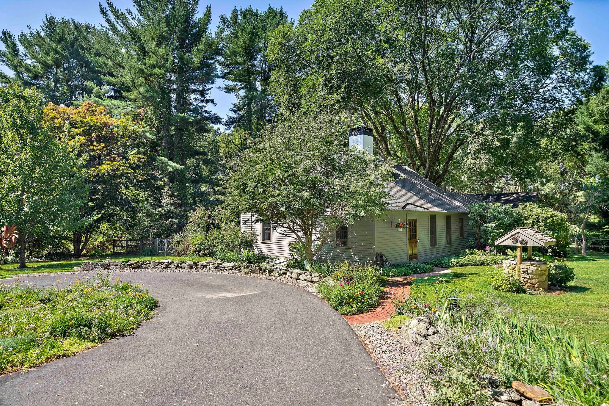 Single Family Residence at 128 Whitford Cir, Marshfield MA 02050, Marshfield, photo 30 of 38