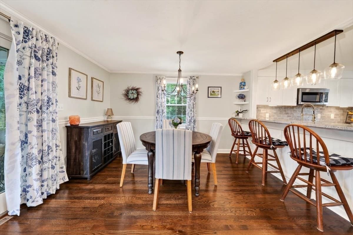 Single Family Residence at 15 Donna Rd, Weymouth MA 02190, Weymouth, photo 5 of 31