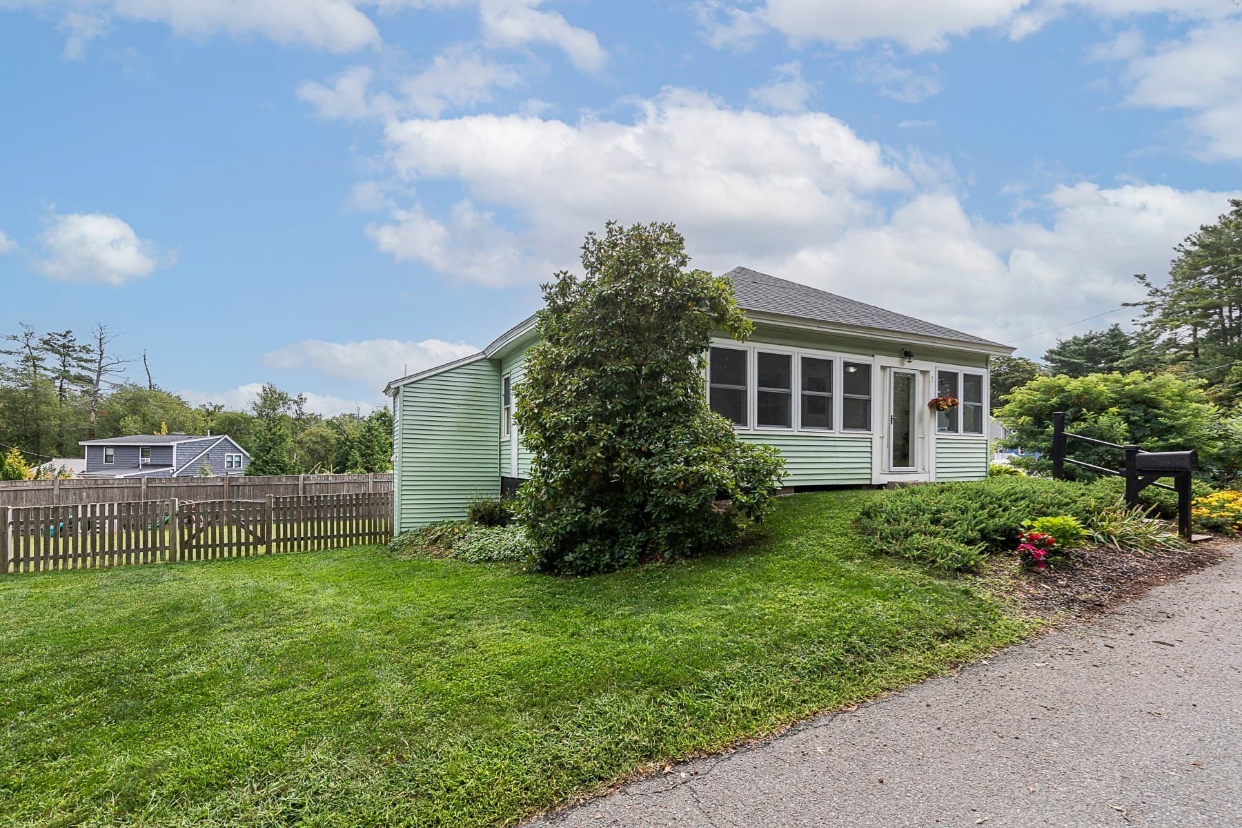 Single Family Residence at 75 Perkins Ave, Hamilton MA 01982, photo 21 of 32