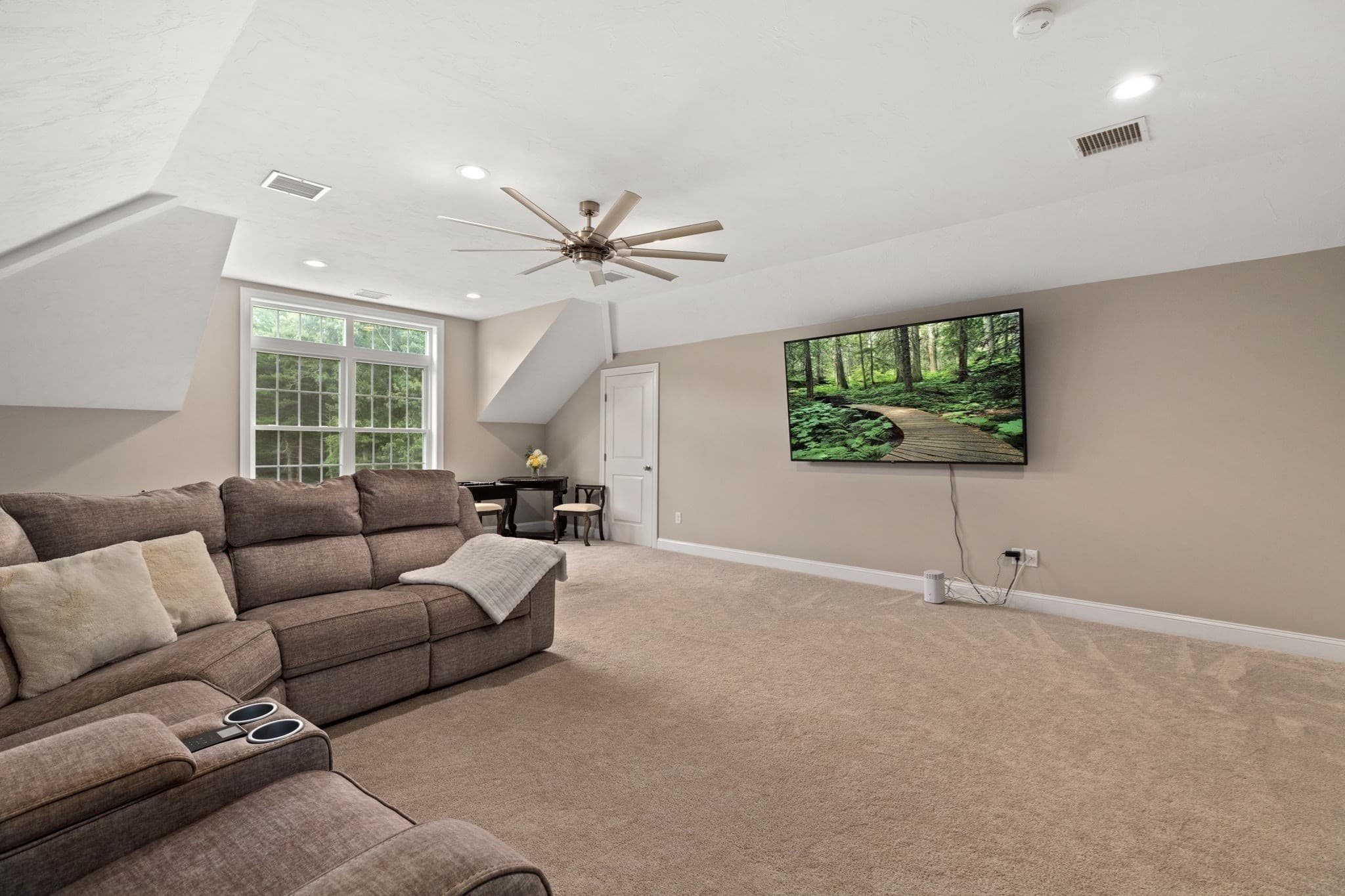 Single Family Residence at 92 Plain St W, Berkley MA 02779, photo 30 of 40