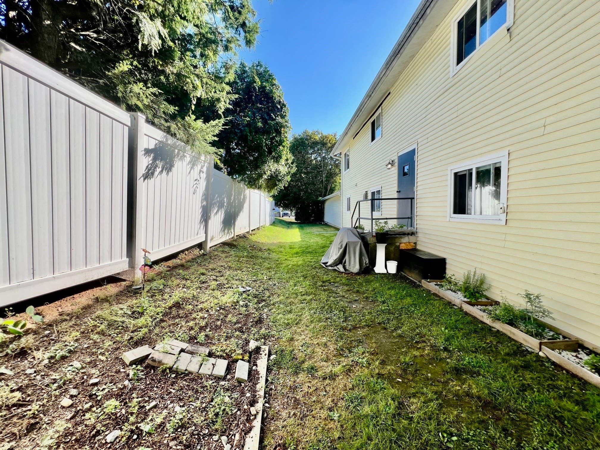 Condominium at 38 Lane Ave # B, Clinton MA 01510, Clinton, photo 27 of 31
