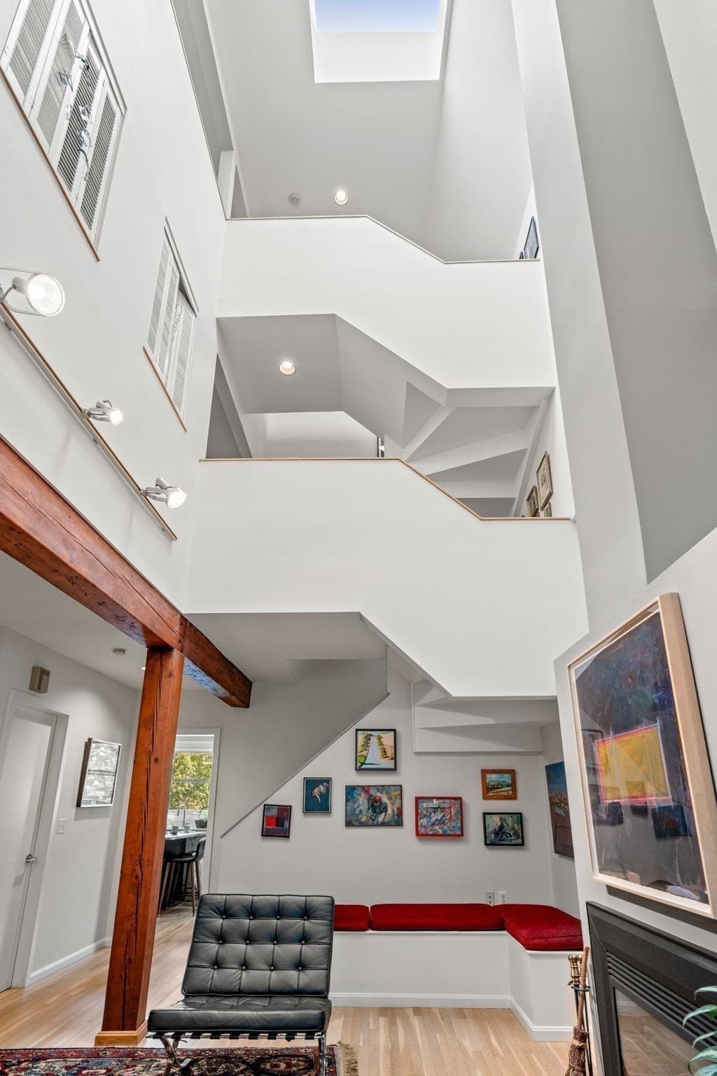 Condominium at 563 Boylston Street # 563, Brookline MA 02445, Brookline, photo 6 of 29