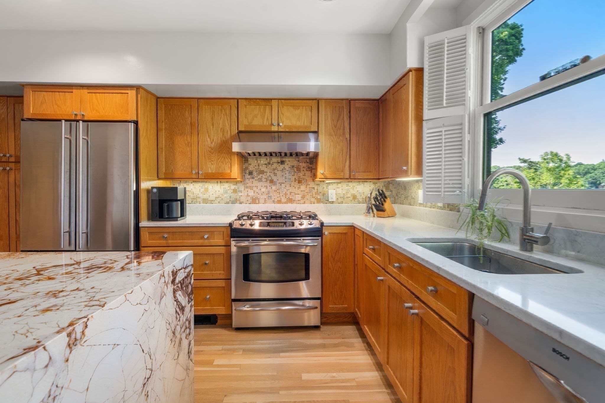 Condominium at 563 Boylston Street # 563, Brookline MA 02445, Brookline, photo 10 of 29