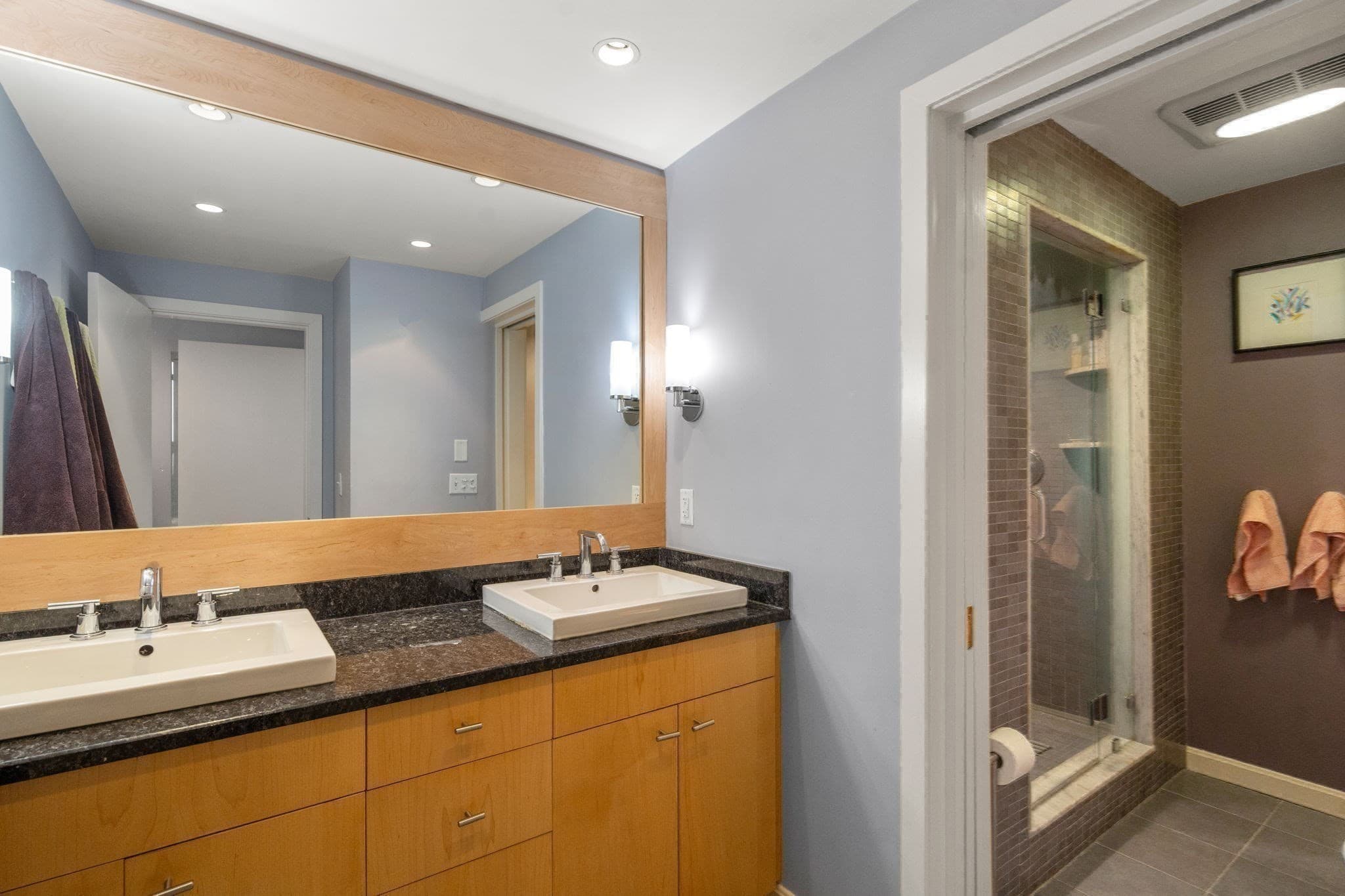 Condominium at 563 Boylston Street # 563, Brookline MA 02445, Brookline, photo 14 of 29