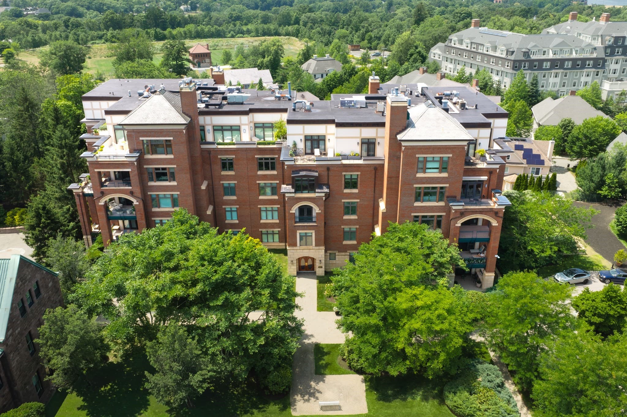 Condominium at 120 Seaver Street # C102, Brookline MA 02445, Brookline, photo 17 of 18