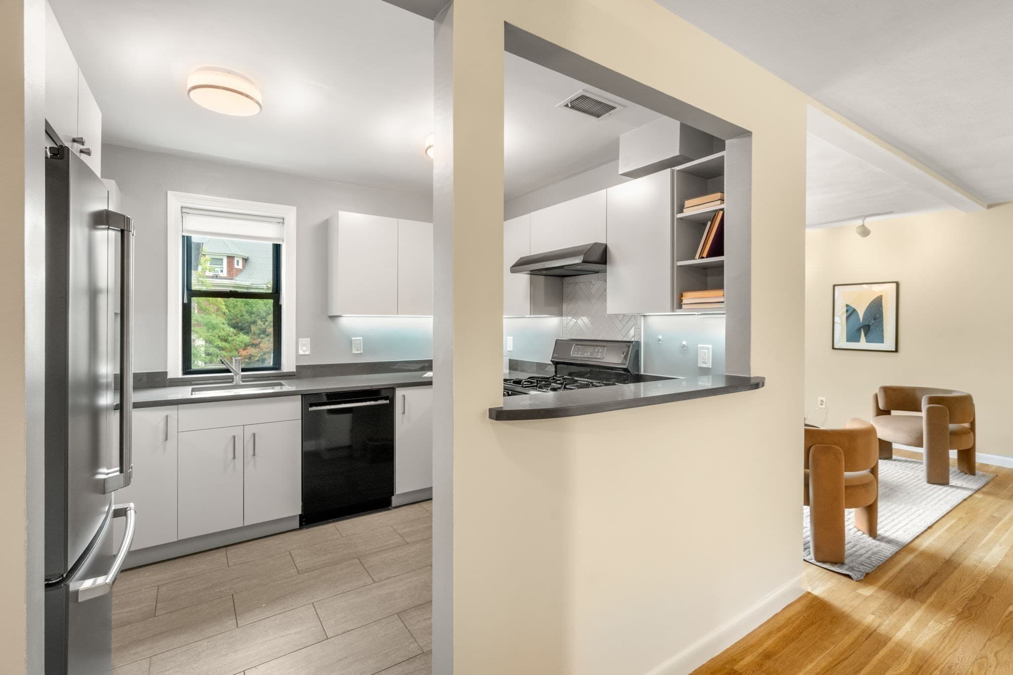 Condominium at 618 Washington St # 618, Brookline MA 02446, Brookline, photo 6 of 33