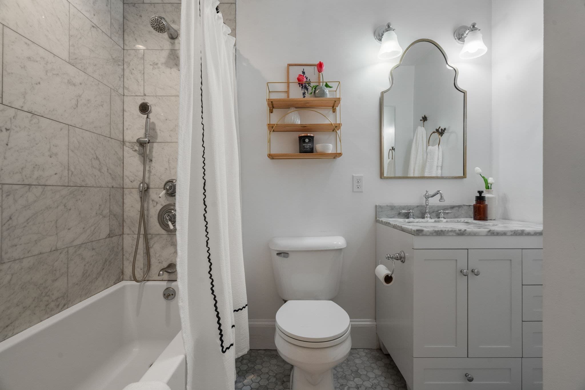 Condominium at 465 Washington St # 1, Brookline MA 02446, Brookline, photo 8 of 27