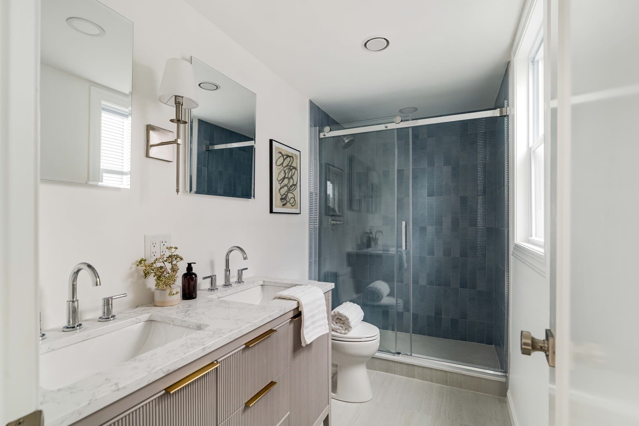 Condominium at 17-19 Woodrow Ave. # 19, Newton MA 02460, Newton, photo 32 of 39