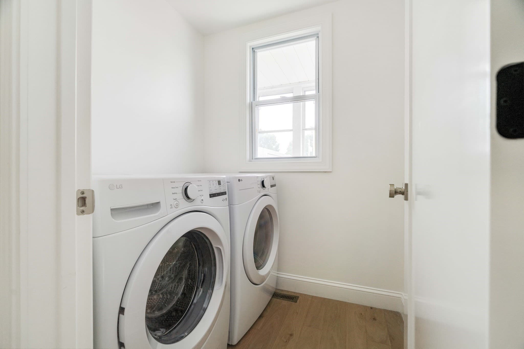Condominium at 17-19 Woodrow Ave. # 19, Newton MA 02460, Newton, photo 33 of 39