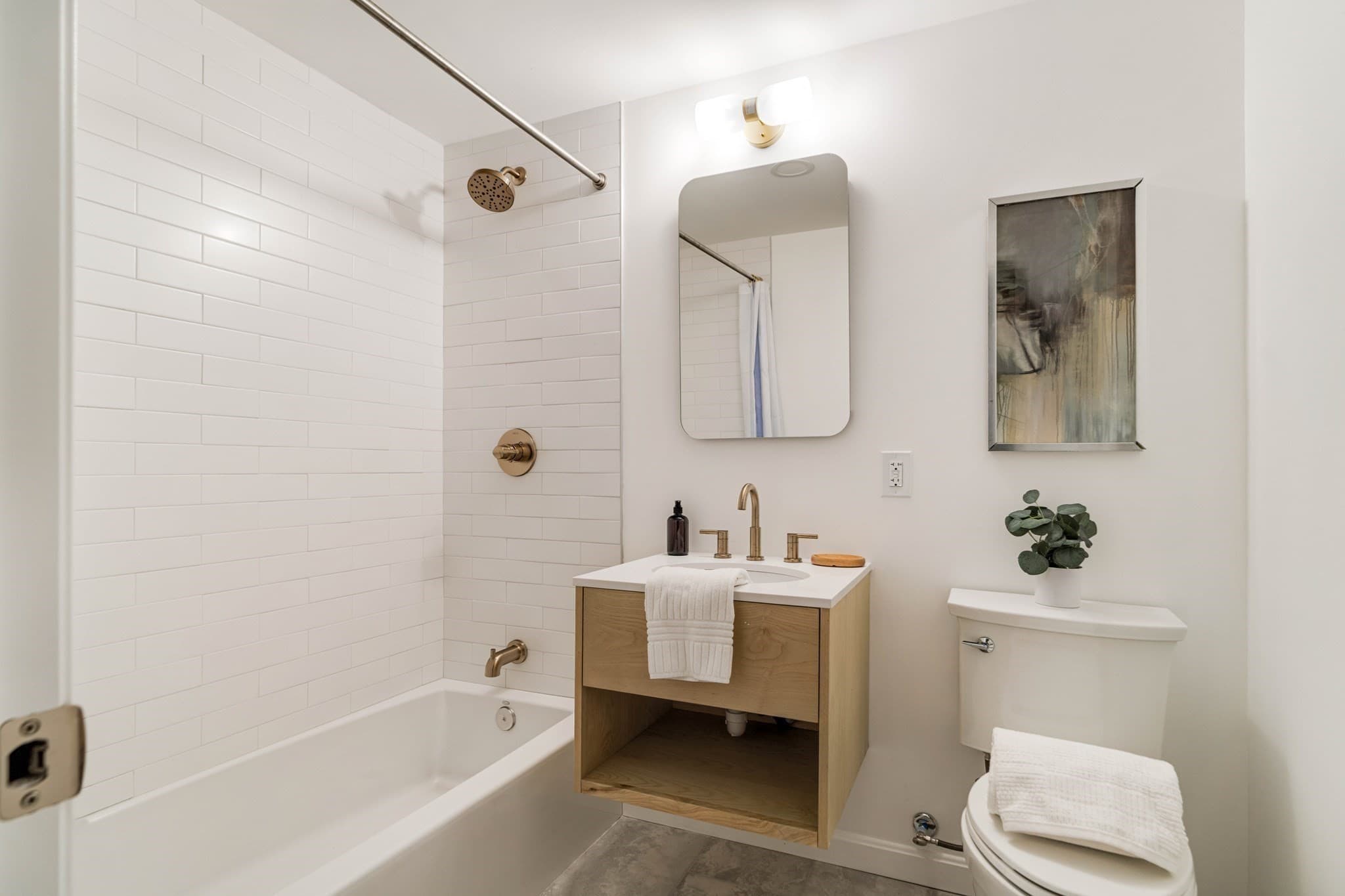 Condominium at 17-19 Woodrow Ave. # 19, Newton MA 02460, Newton, photo 25 of 39