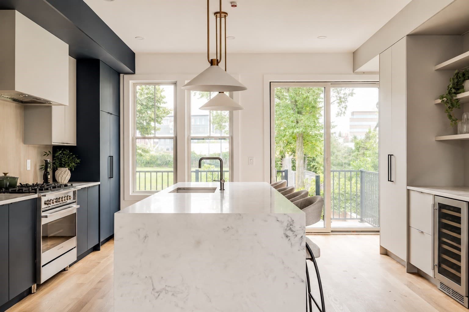 Condominium at 17 Lothrop St # 17, Boston MA 02135, photo 5 of 36