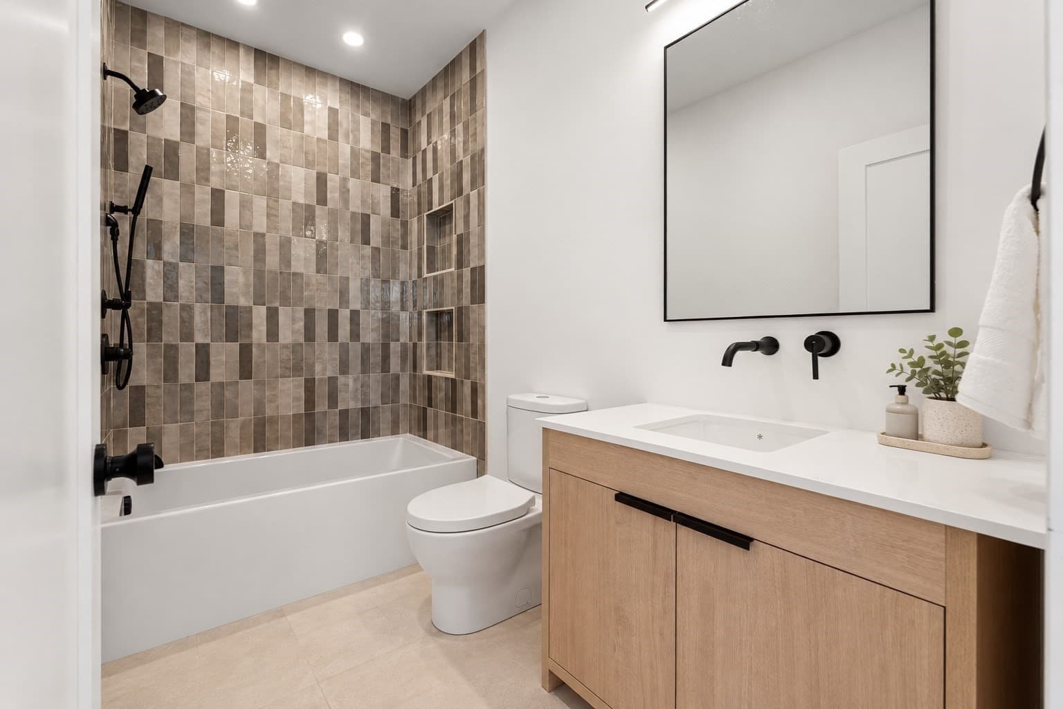 Condominium at 17 Lothrop St # 17, Boston MA 02135, photo 24 of 36