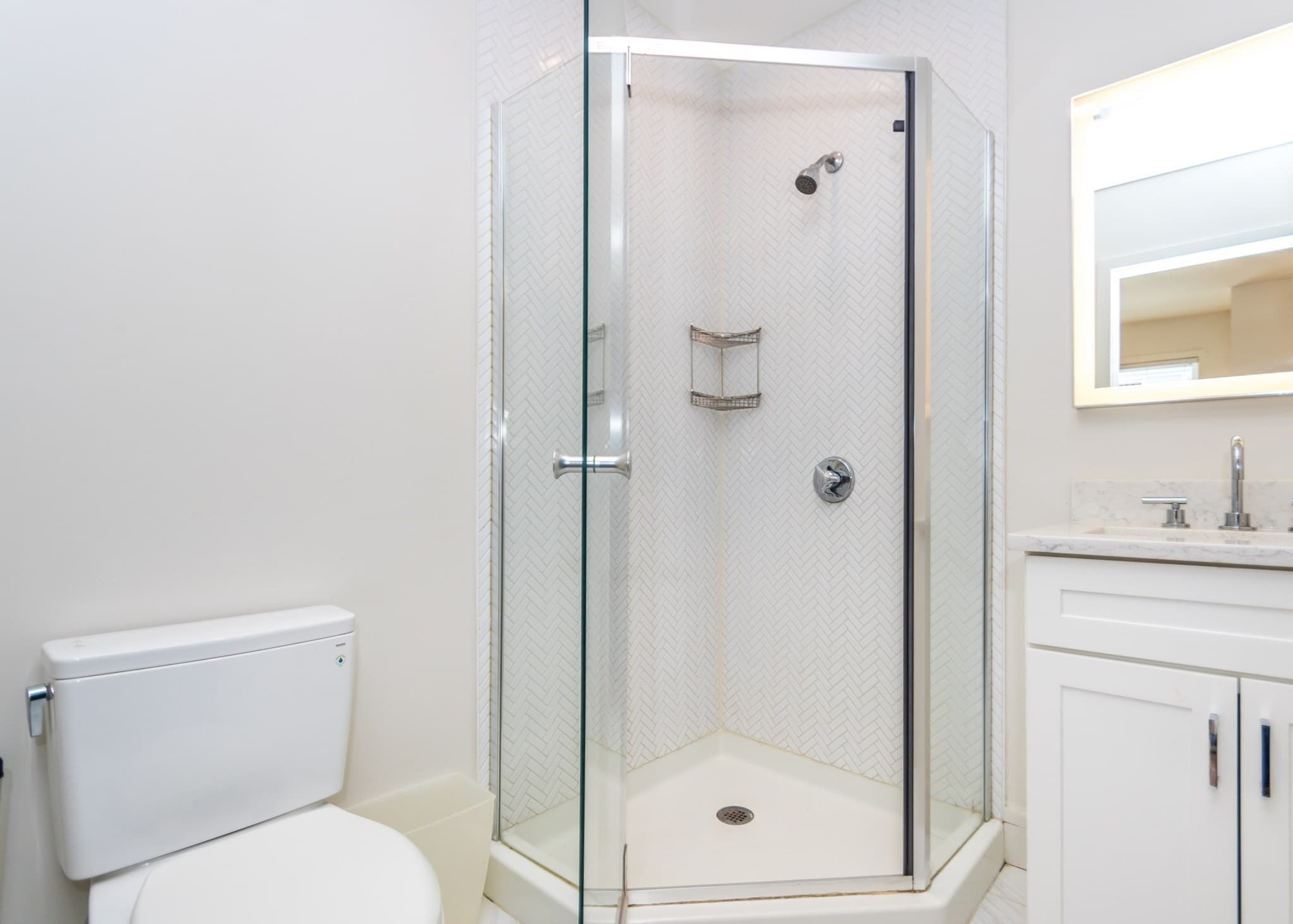 Condominium at 92 Brown Street # 1, Waltham MA 02453, Waltham, photo 10 of 17