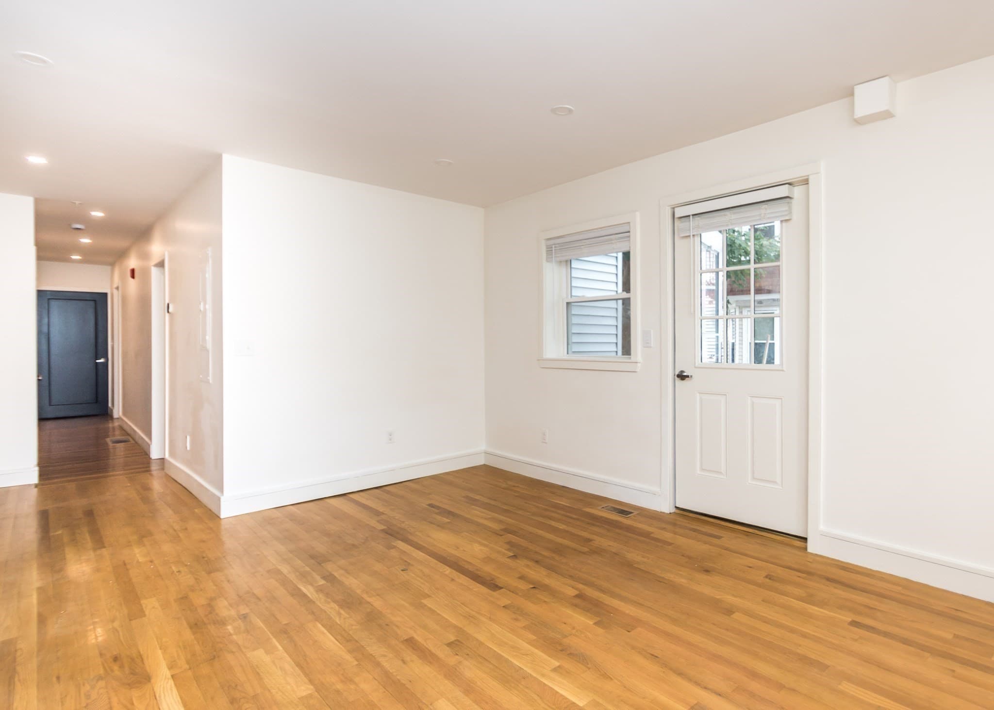 Condominium at 92 Brown Street # 1, Waltham MA 02453, Waltham, photo 4 of 17