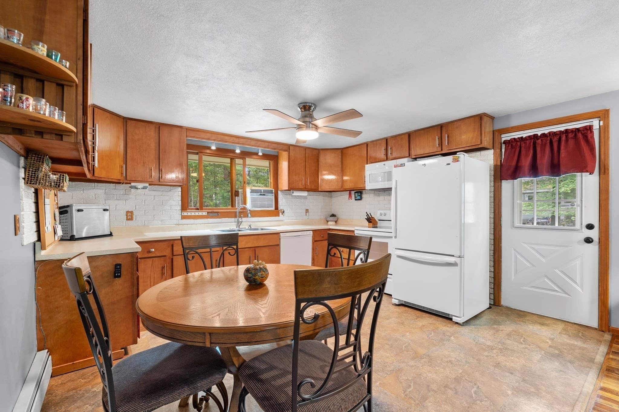Single Family Residence at 225 Taylor Rd, Stow MA 01775, Stow, photo 13 of 35
