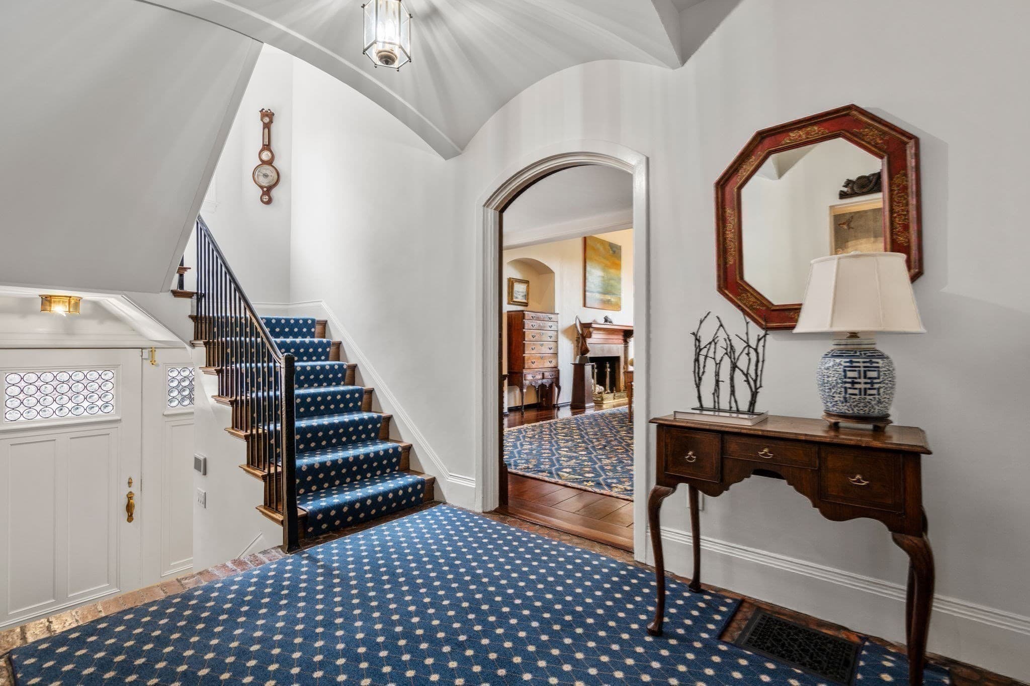 Single Family Residence at 1 West Hill Place, Boston MA 02114, photo 12 of 34