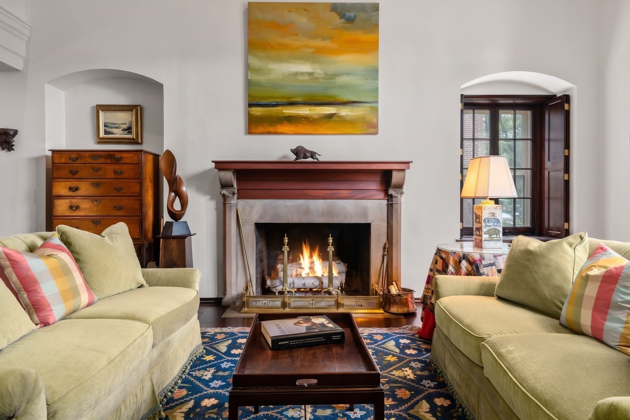 Single Family Residence at 1 West Hill Place, Boston MA 02114, photo 3 of 34