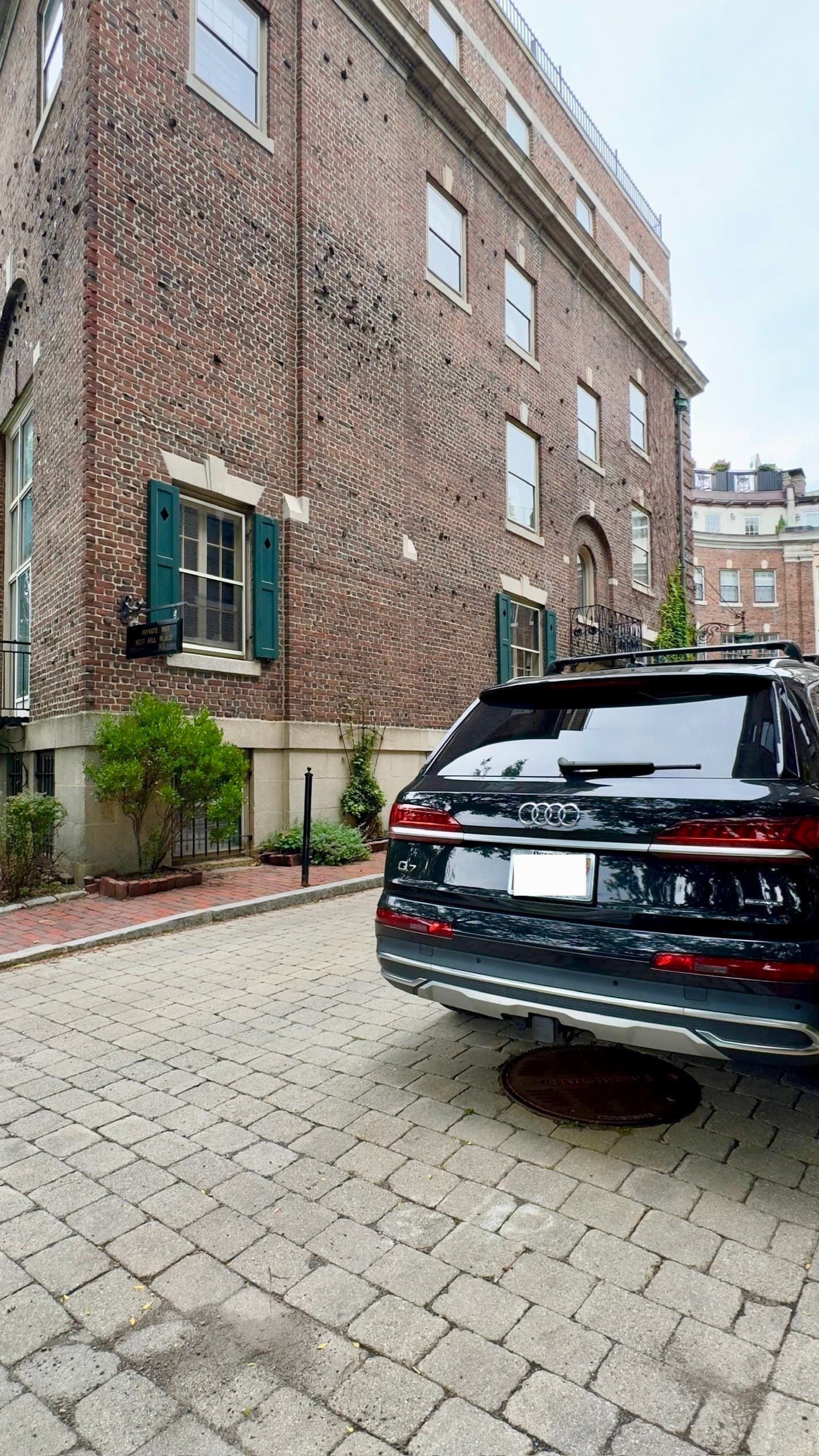 Single Family Residence at 1 West Hill Place, Boston MA 02114, photo 32 of 34