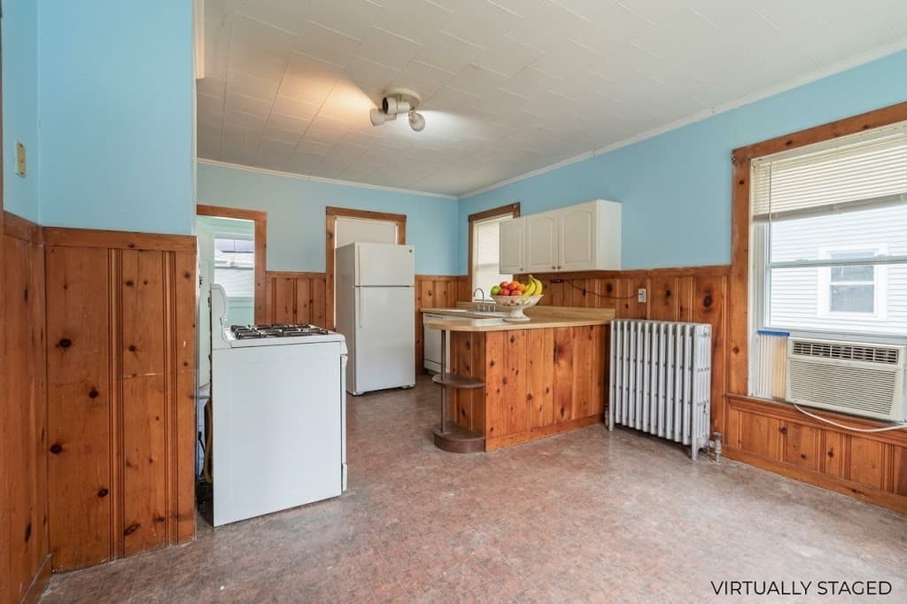 Single Family Residence at 184 Groveland St, Haverhill MA 01830, Haverhill, photo 6 of 26