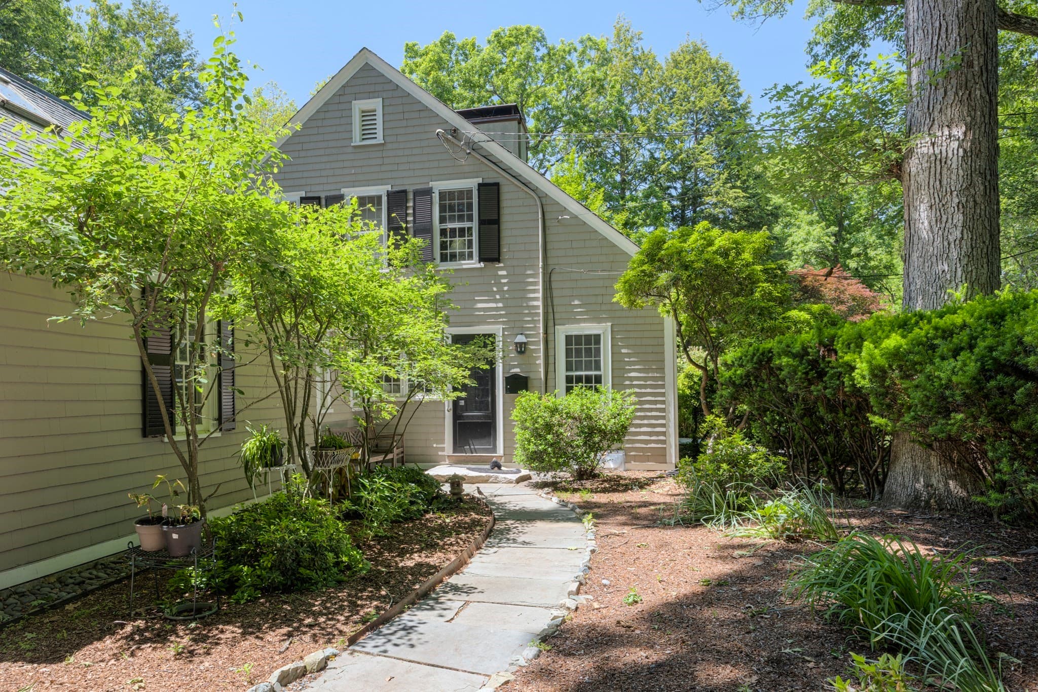 Single Family Residence at 284 Woodland Road, Brookline MA 02467, Brookline, photo 4 of 38