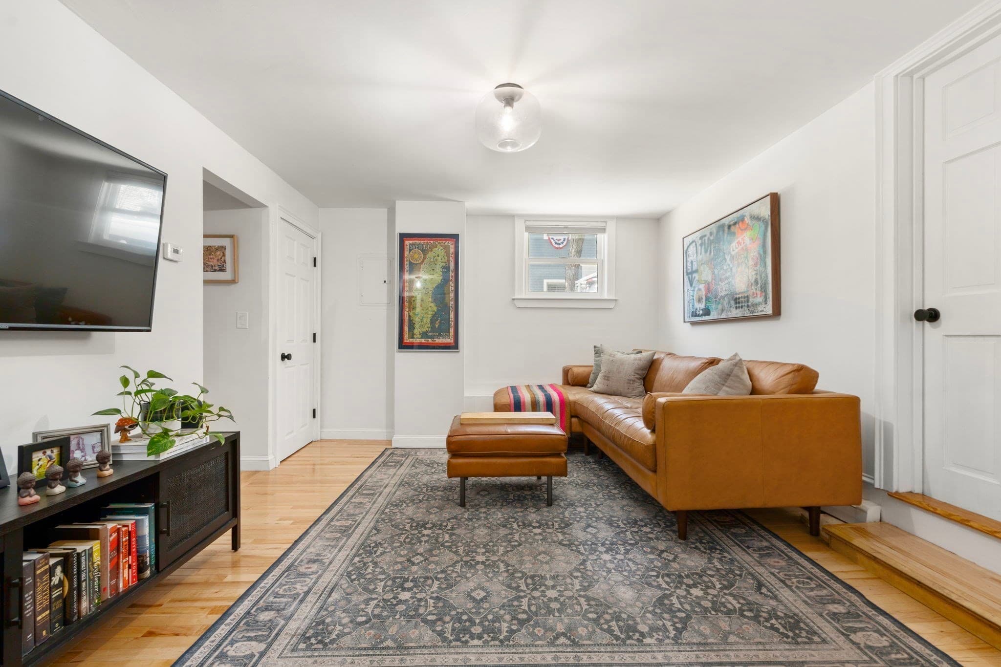 209 Bunker Hill St # 1, Boston MA 02129