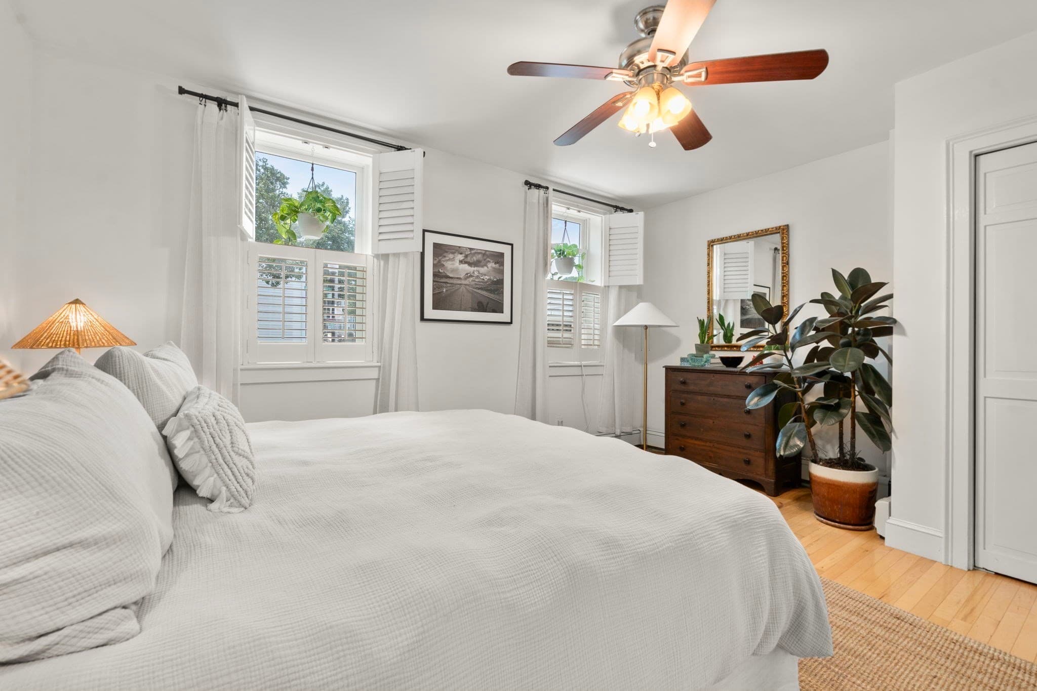 Condominium at 209 Bunker Hill St # 1, Boston MA 02129, Boston, photo 8 of 15